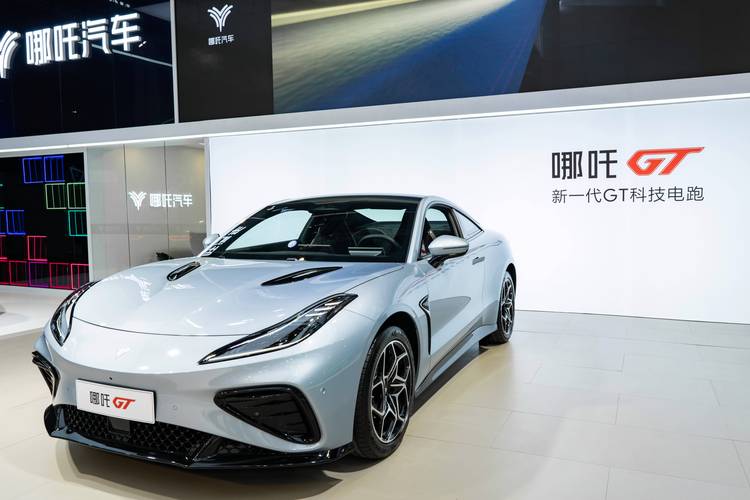 广州南沙区悦振特企业管理咨询哪吒汽车在智能汽车领域的表现，领途汽车在新能源汽车市场中的影响力